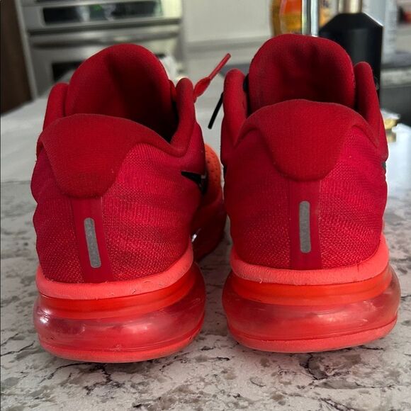 Nike Air Max 2017 849559-602 Bright Crimson Red Men’s Size 10 Running Shoes EUC main image 4